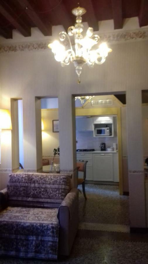 Suites Del Doge Aparthotel *