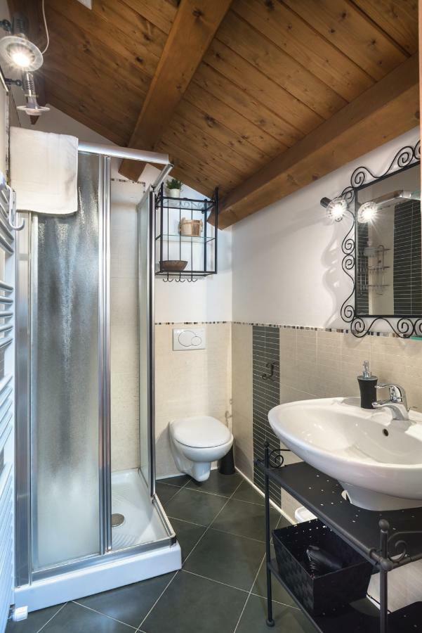 Duplex At The Entrance To 2 Bathroom And Terrace *