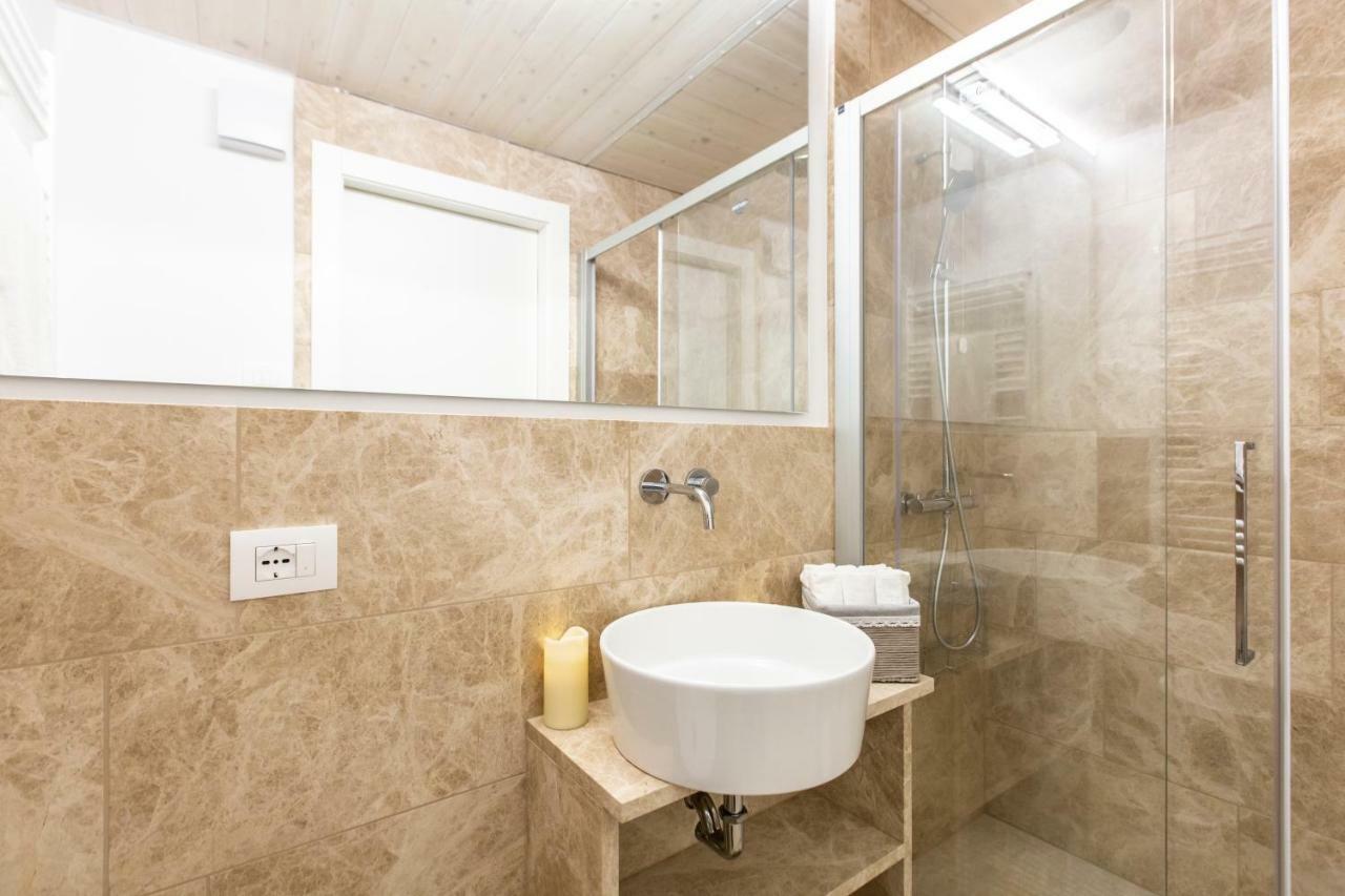Appartamento Elegant Fornasa Vecia, Canal View With A Beautiful Garden R&r Venezia