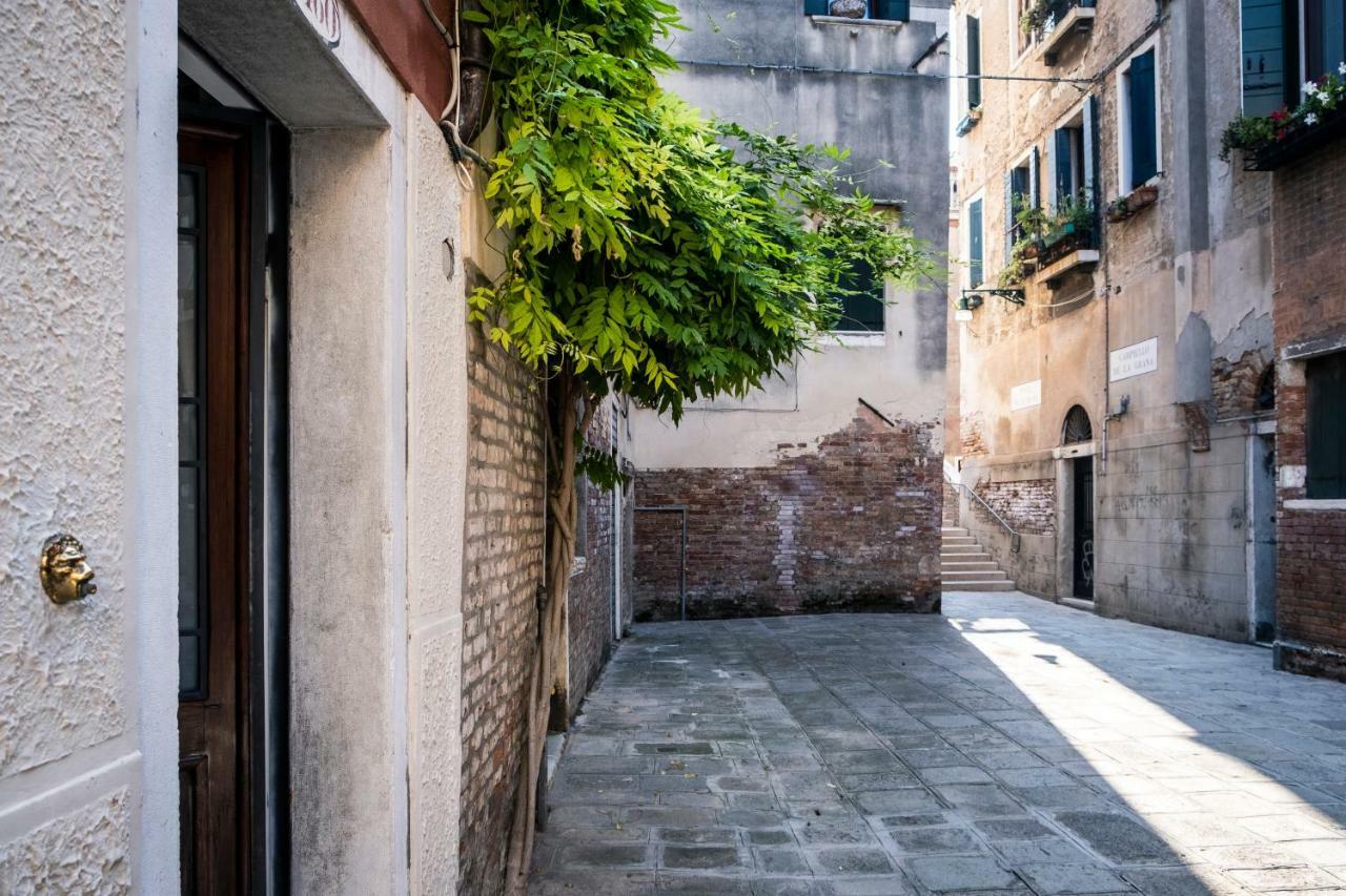 Palazzina Bandiera E Moro *