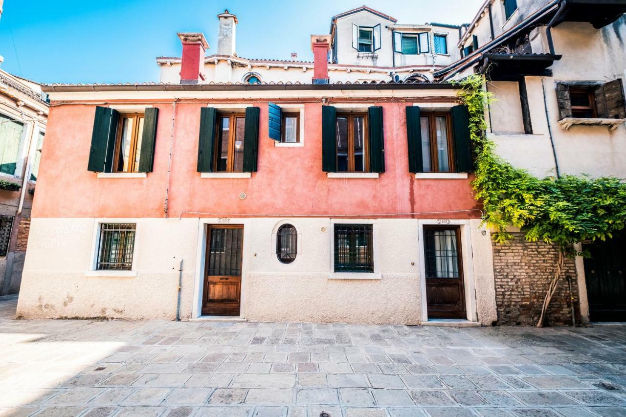 Palazzina Bandiera E Moro