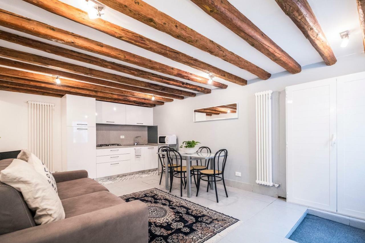 Palazzina Bandiera E Moro Venice