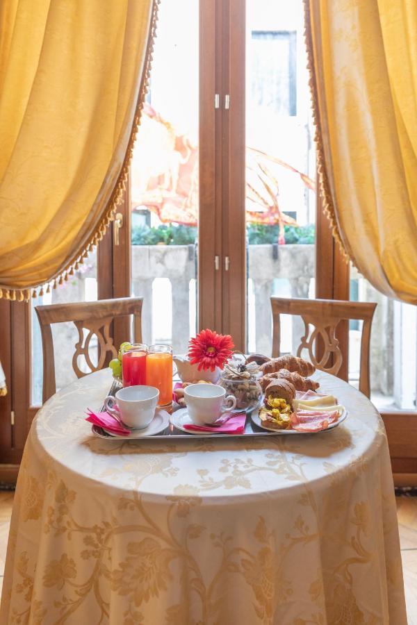 Dimora Al Doge Beato Vista Canale Acomodação com café da manhã  Veneza