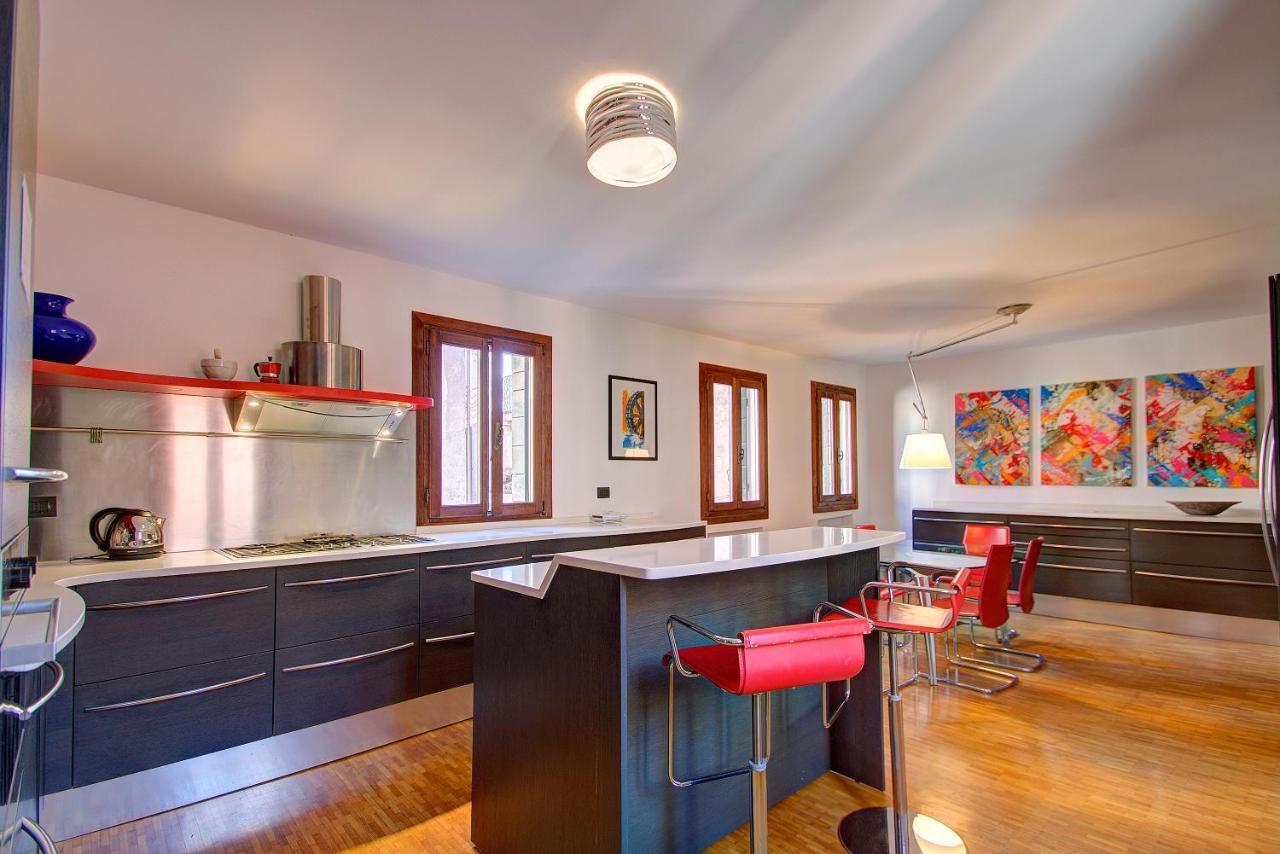 Appartamento Sunny Ghetto Canalview Venezia