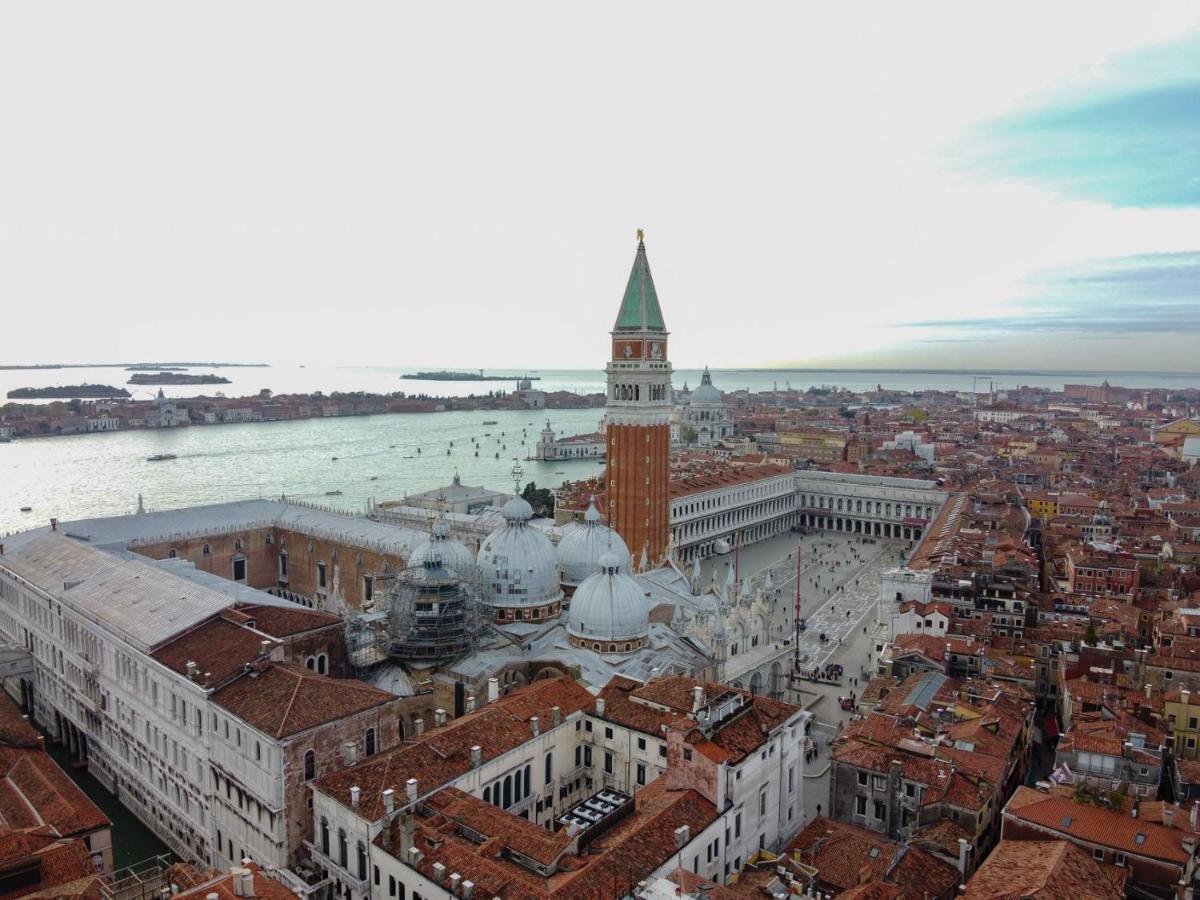 Rooftop San Marco - Tower View Apartment