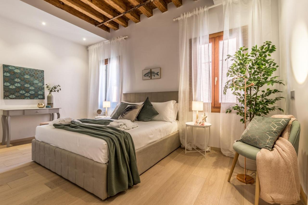 Apartamento - Biennale 1 - 2 - 3 *