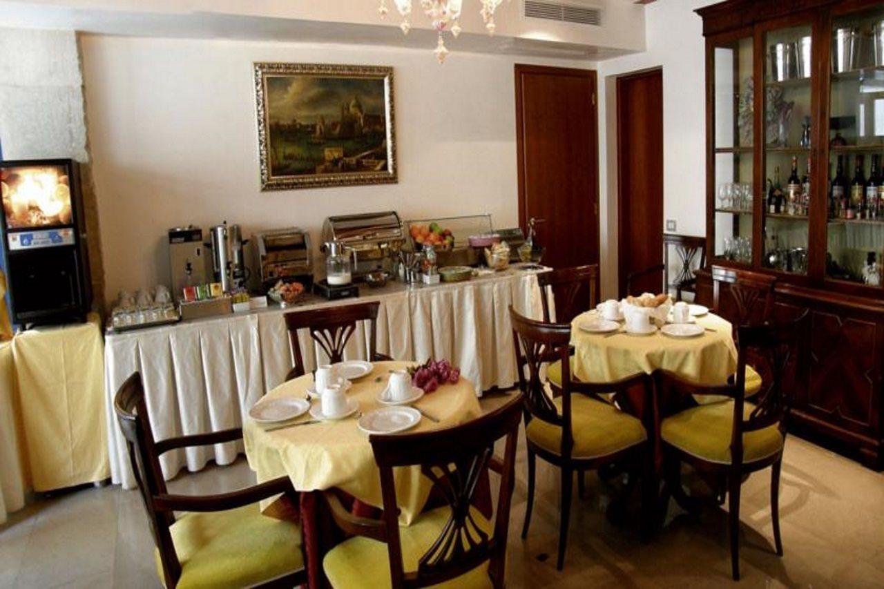 Roulette 3 3* Venice