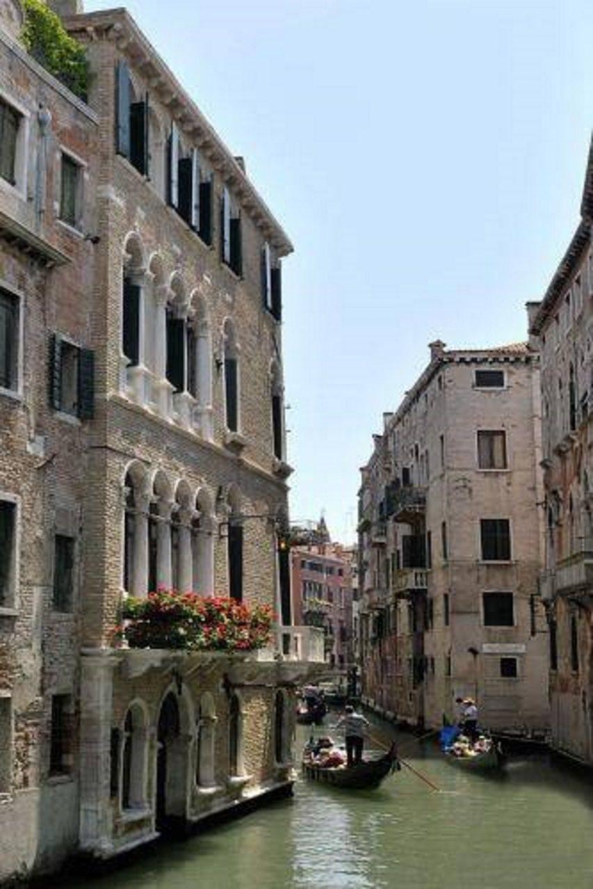 Roulette 3 3* Venice