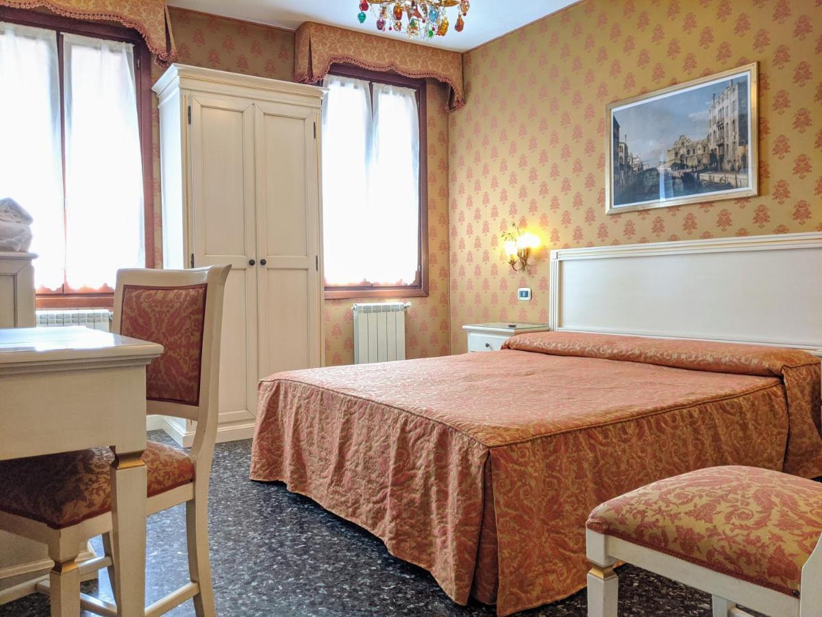 Ca' San Vio Bed & Breakfast Venice