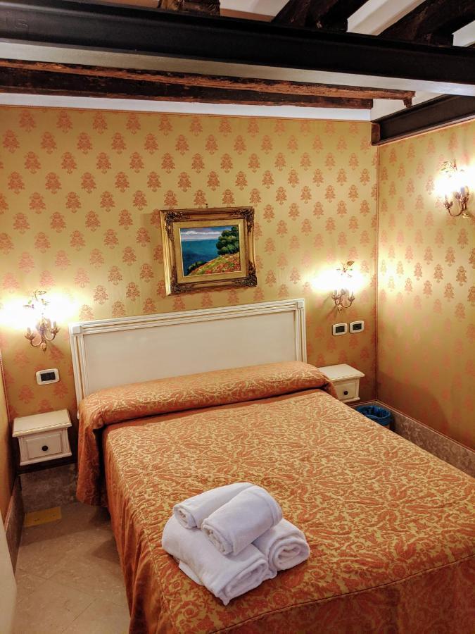 Ca' San Vio Bed & Breakfast 3*