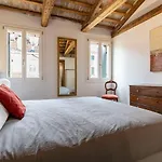 Lilia\'S Loft
