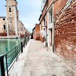Suite Ca\' Della Tana