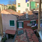 Eagle\'S Nest Venice Guest House