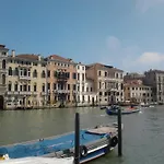 B&B Venice 1964
