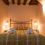 Lovely Flat With Canal View Near Rialto Bridge