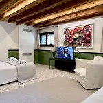 Residence Vendramin Canal View