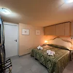 San Marcuola - Central Private Room In Venice