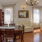 Casa San Giovanni E Paolo