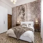 Rialto Design Boutique Apartment R&R