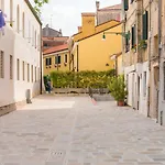 Venice Apartment Near Station Santa Lucia Two Bedroom