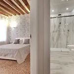 Rugabella Rialto Deluxe By Wonderful Italy