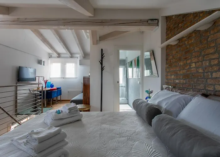 Biennale Gallery Loft