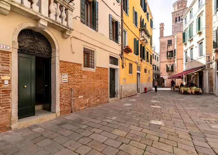 Glass House - Loft 2 Minutes To Rialto Bridge & View