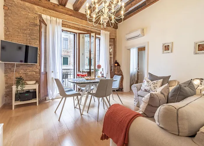 Italian Experience-Riva Degli Schiavoni Boutique Apartment