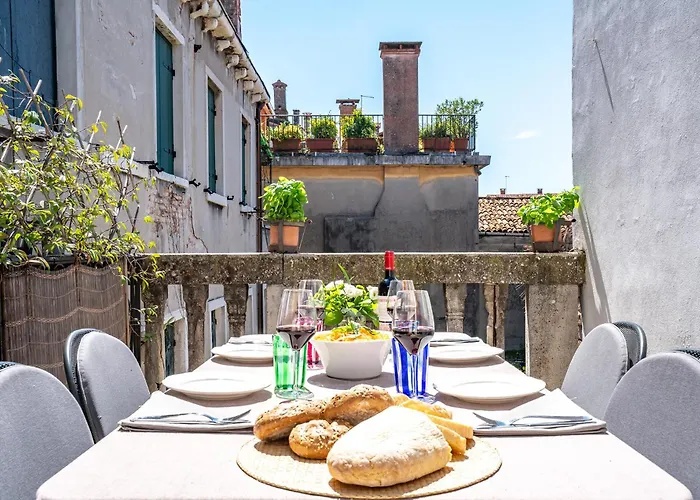 Ca\' Dell\'Artista Apartment With Terrace