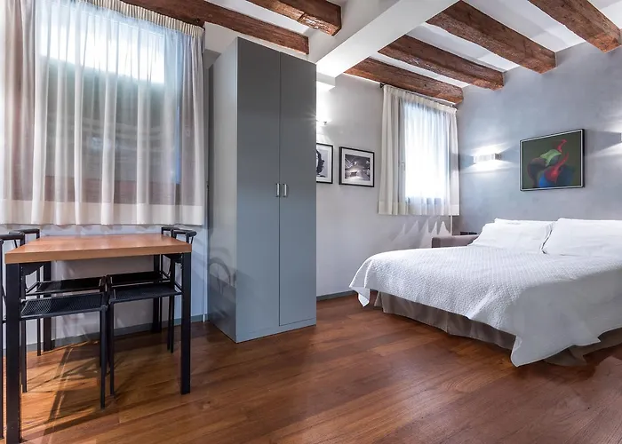 Lmv - Exclusive Venice Apartments