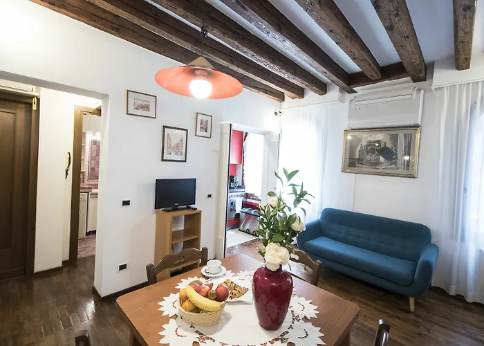 Smart Venice Apartment