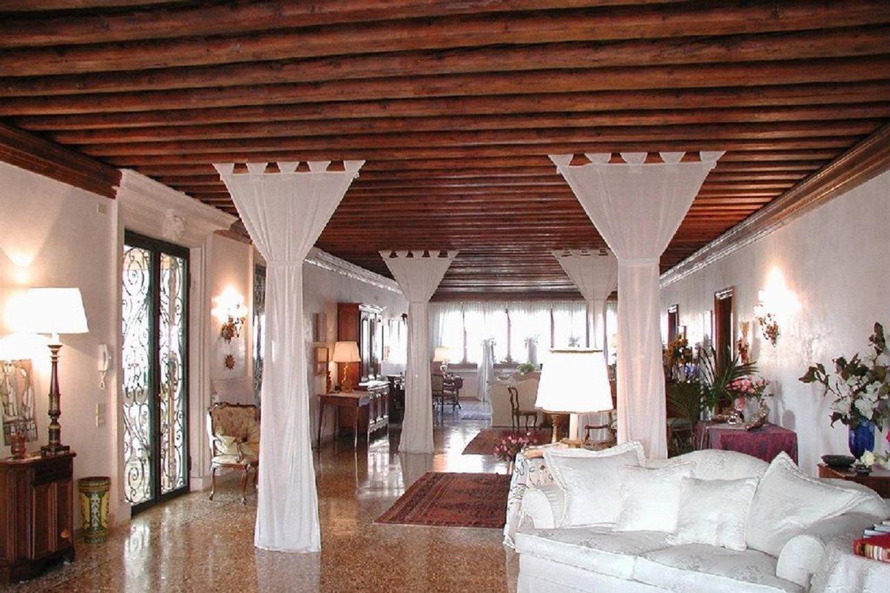 Bed & Breakfast At A Palazzo
