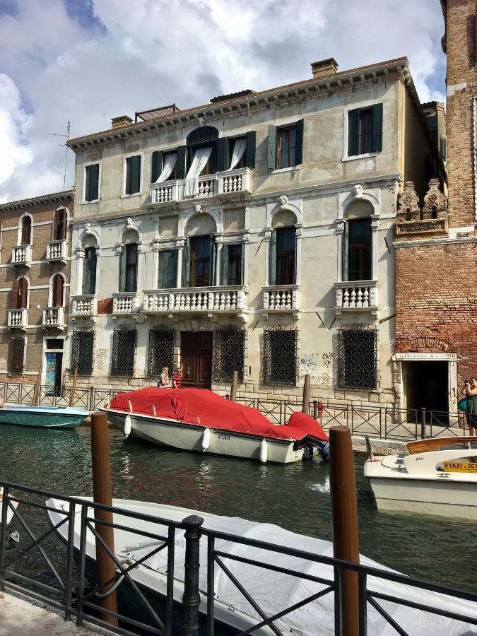 Bed & Breakfast La D'ella