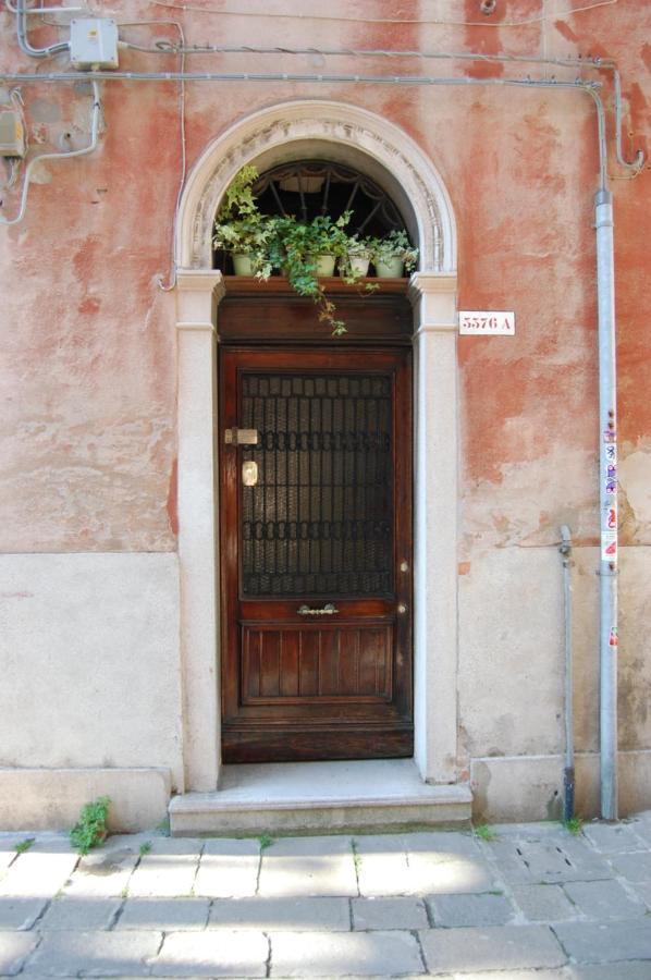 Ca'isidoro * Venice