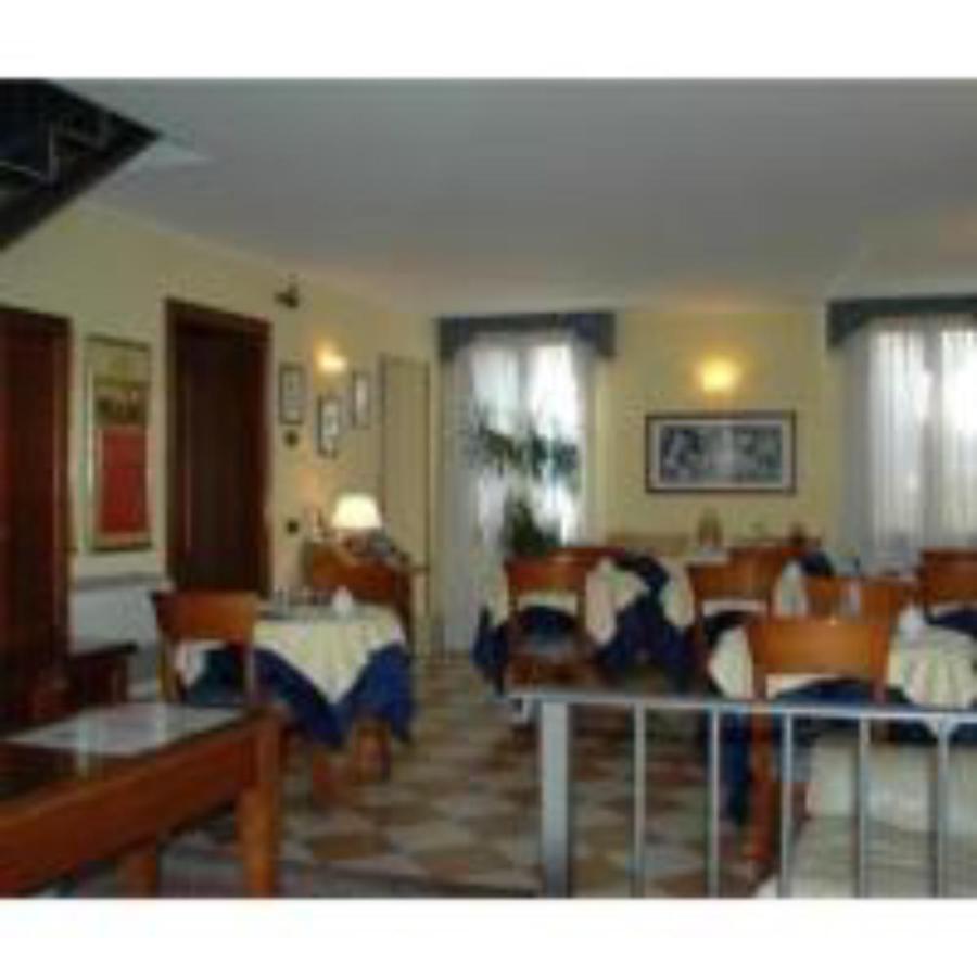 Alloggi Marinella Inn