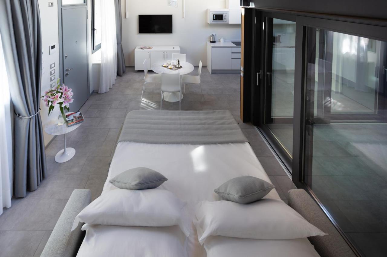 Apartment 8 Loft