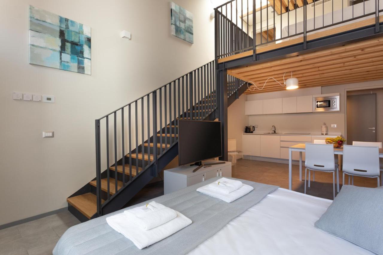 Apartment 8 Loft *