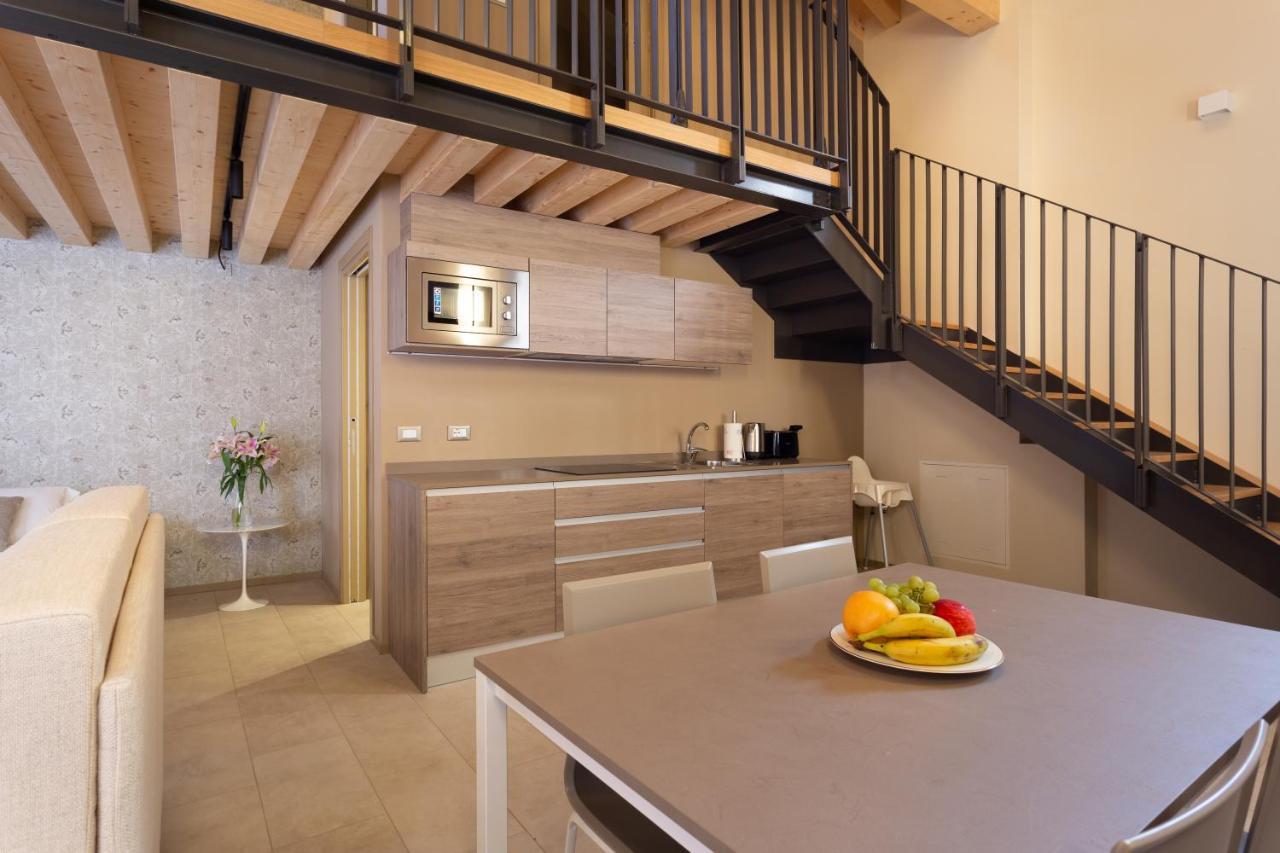 8 Loft Apartment
