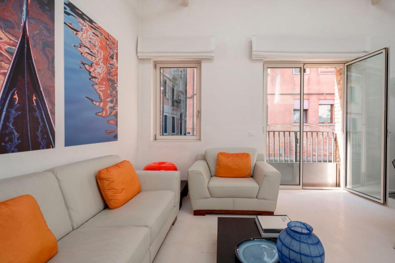 The Waterview Alcove Venice