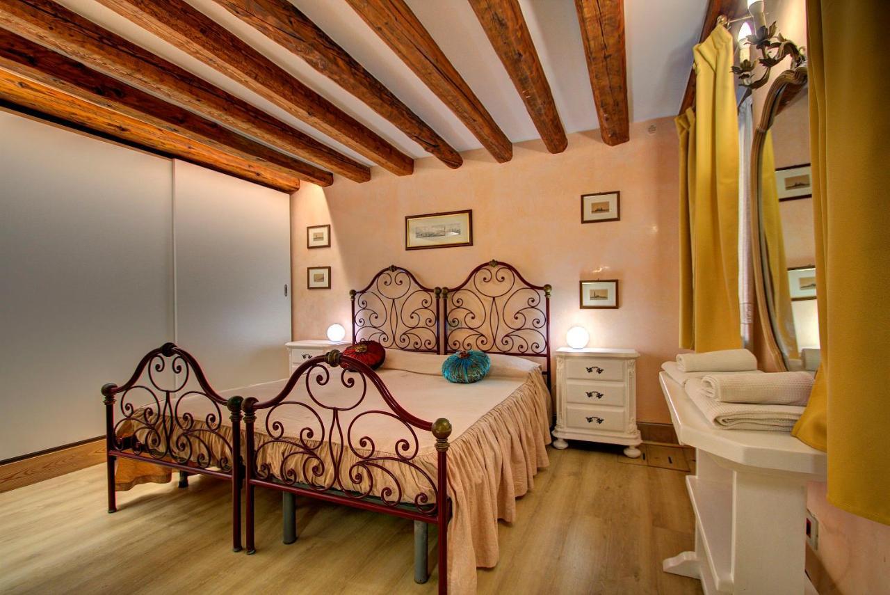 Cruise Harbor Next 4pax, Mob Aircond, Wifi * Venice