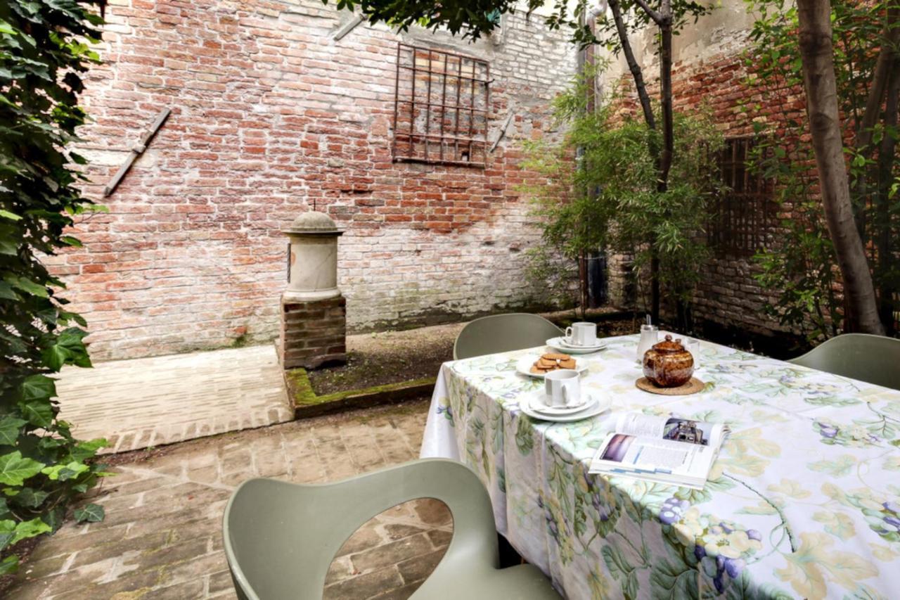 Apartment Ca Malvasia House With Garden