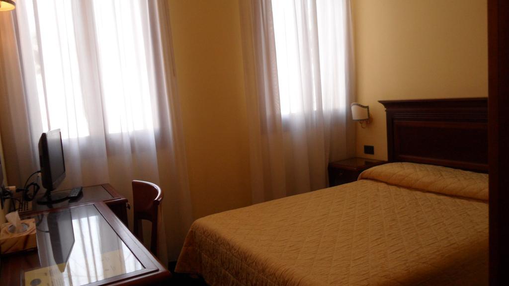Alloggi Marinella Inn
