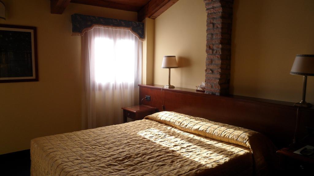 Inn Alloggi Marinella 3*