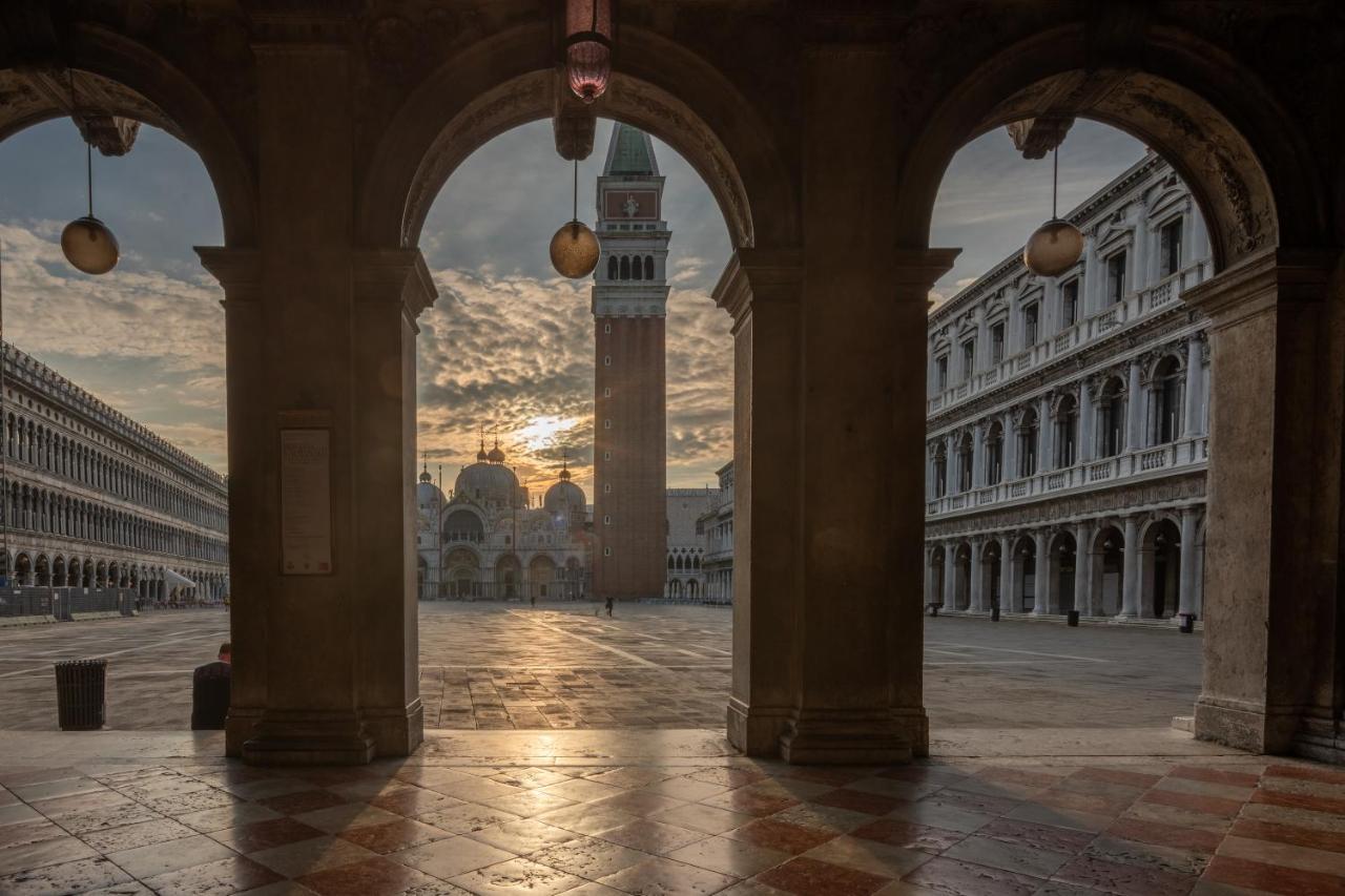 Apartment San Marco View Terrace R&r Venice