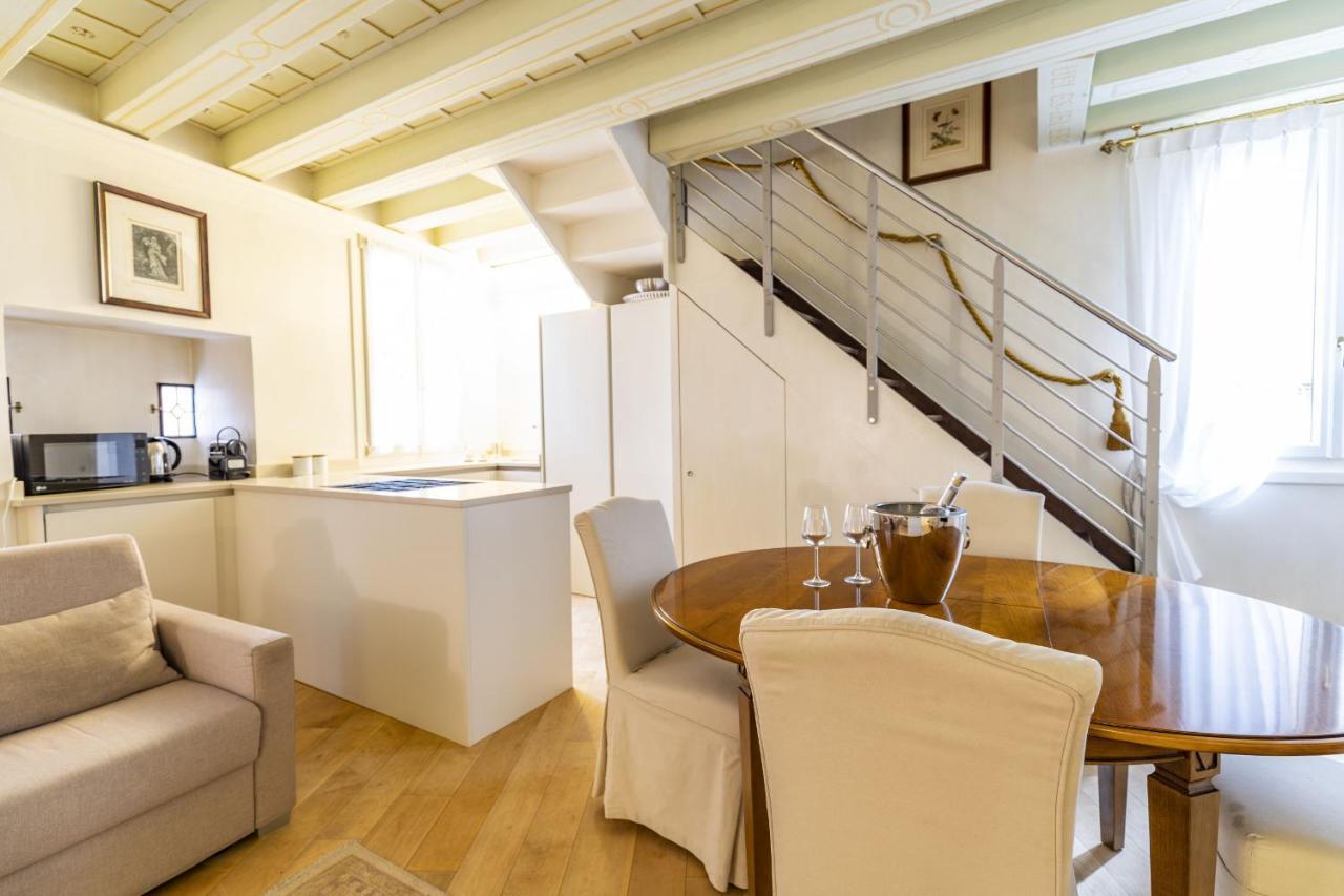Apartamento Gondola Luxury - Campo Santi Filippo E Giacomo By Wonderful Italy