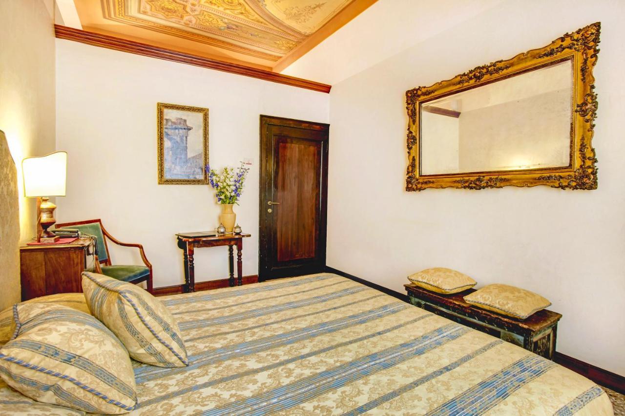 Palazzo Schiavoni Residenza D'epoca & Suite-apartments Guest house
