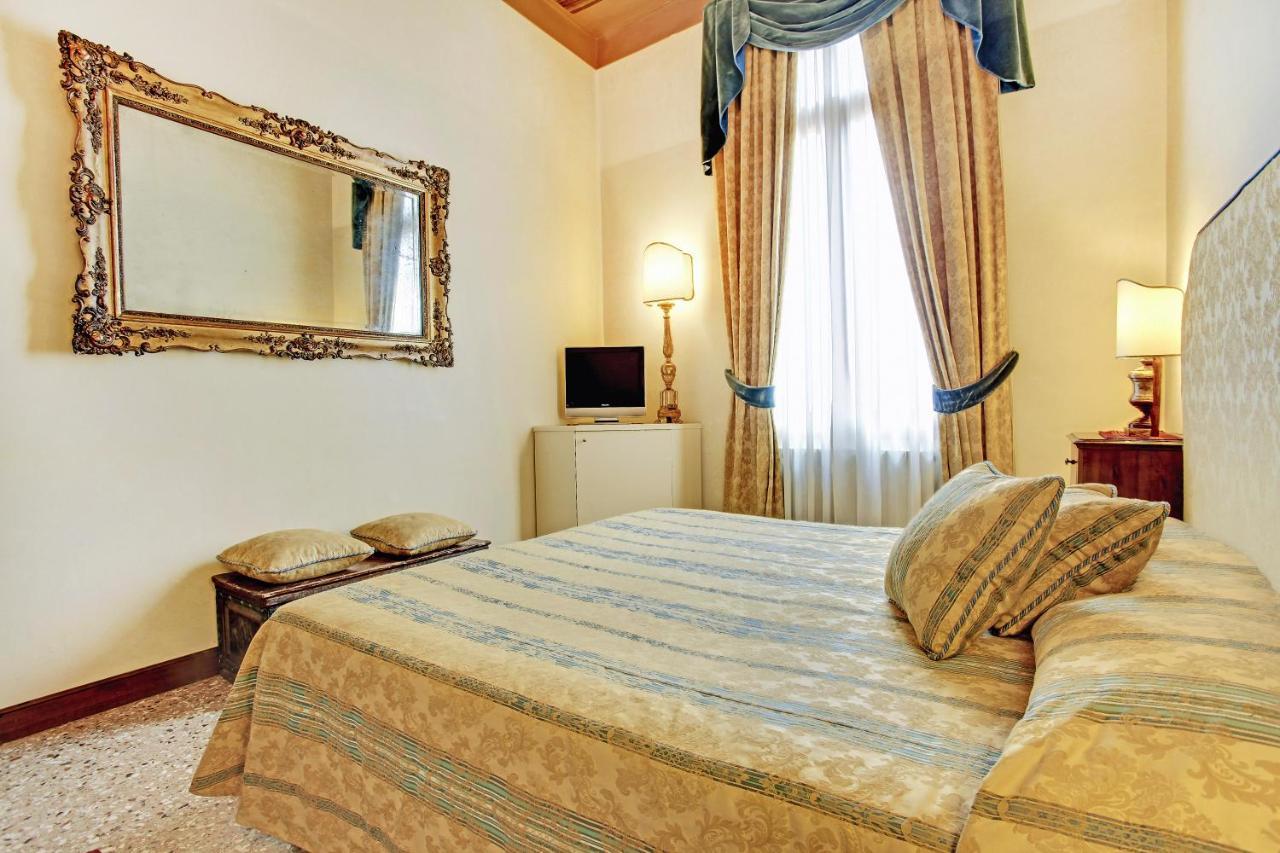 Palazzo Schiavoni Residenza D'epoca & Suite-apartments Guest house