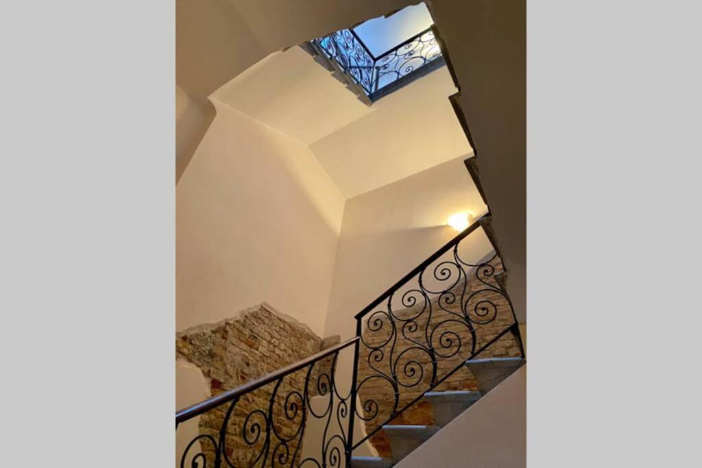 Ca' Silvestro Penthouse With Private Rooftop * Venice
