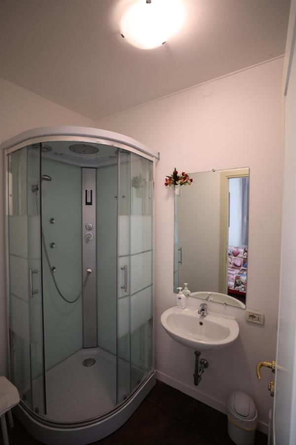 Guest house Lovely In 3*