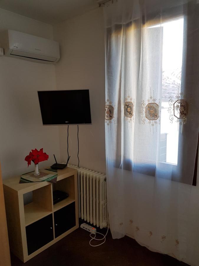 Guest house Lovely In 3*